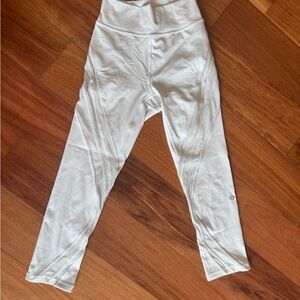 Lululemon Woman White Leggings.